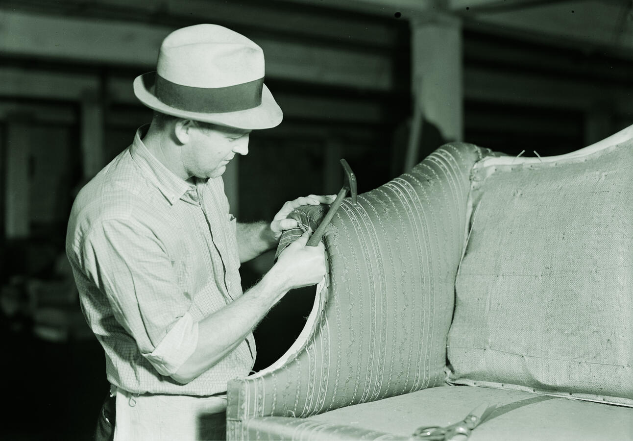 Vintage stoffeerwerk afwerking Vintage stoffeerwerk afwerking